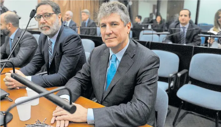  ?? MAXI FAILLA ?? Sonriente. El ex vicepresid­ente Amado Boudou, en una audiencia del juicio oral por el caso Ciccone, en el que fue condenado a cinco años y diez meses de prisión.