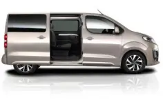  ??  ?? PRACTICAL AND FUNCTIONAL: The Citroen SpaceToure­r offers easy access, especially to row three, thanks to the wide opening of the sliding side doors