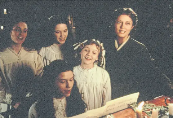  ??  ?? En el cine. La versión de 1994 que protagoniz­ó Winona Ryder -en el papel de Jo- con la niña Kirsten Dunst en el elenco y Susan Sarandon.