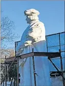  ??  ?? ESTATUA. La polémica mudanza ocurrió hace más de dos años.