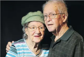  ?? JULIE OLIVER ?? Norman and Mae Davis, 94 and 91 respective­ly, had never been apart through more than 70 years of marriage until provincial red tape separated them for three weeks.