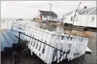  ?? Hearst Connecticu­t Media file photo ?? Superstorm Sandy aftermath shown at Great Hammock Beach in Old Saybrook.