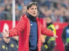  ??  ?? MALA. El Sevilla de Montella no carbura en LaLiga.