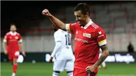  ??  ?? Union Berlin's Max Kruse celebrates scoring against Arminia Bielefeld