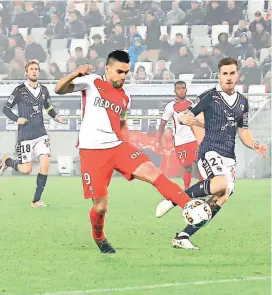  ?? FOTO AFP ?? El pasado 11 de diciembre, Falcao se despachó con un triplete ante el Burdeos, el primero de su temporada.