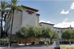  ?? AP ?? II El hotel Hampton Inn de McAllen fue el más utilizado a los largo de dos meses. Los otros dos hoteles están en Phoenix y El Paso.