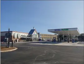  ?? MeDianeWS groUP ?? this royal farms opened on Markley Street in norristown in 2020.