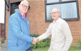  ??  ?? Returning customer Ian McPherson of Tom Callaghan Windows with happy customer Alistair McFarlane of Coylton