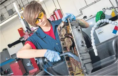  ??  ?? Dundee and Angus College aims to get more female students studying mechanics and engineerin­g.