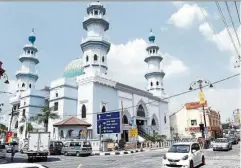  ??  ?? The Masjid India at Jalan Tengku Kelana, Klang.