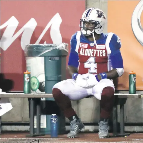  ?? JOHN MAHONEY ?? Former Saskatchew­an quarterbac­k Darian Durant, sitting on the Montreal Alouettes’ bench after being pulled from a game, deserves better than what he is enduring this season, according to columnist Rob Vanstone.