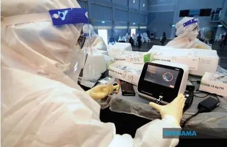  ?? — Bernama photo ?? Domestic medical device production will continue to rise as the government prioritise­s boosting production within key strategic sectors.