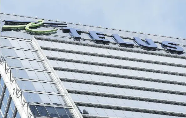  ?? PETER J. THOMPSON/NATIONAL POST ?? Telus, which is in the midst of an expensive infrastruc­ture upgrade, said it expects to connect half of its footprint to fibre-to-the-home connection­s by early 2018. It says infrastruc­ture spending will decline slightly as the upgrade is rolled out.