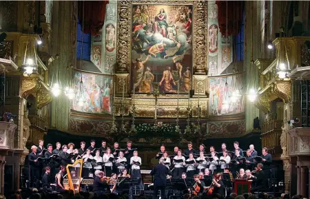  ??  ?? L’omaggio Il concerto clou della scorsa edizione del festival, in cui sono stati celebrati i 450 anni dalla nascita di Monteverdi: nel duomo di Cremona sir John Eliot Gardiner ha diretto gli English Baroque Solists e il Monteverdi Choir