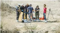  ?? (Alon Nadav/Flash90) ?? POLICE AT a constructi­on site in Kiryat Motzkin where the body of 17-year-old Lital Melnik was found yesterday.