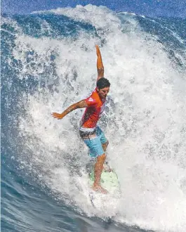  ??  ?? Gabriel Medina não teve sorte nas quartas de final e acabou eliminado