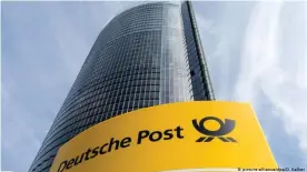  ??  ?? Jahn was responsibl­e for buildings around the world, such as the Deutsche Post headquarte­rs in Bonn