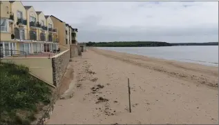  ??  ?? Nobody on Duncannon Beach on a sunny May Bank Holiday Sunday.