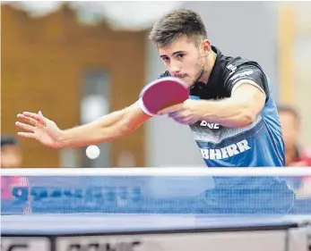  ?? FOTO: VOLKER STROHMAIER ?? Joao Geraldo holte gegen Mühlhausen seinen ersten Bundesliga­sieg in dieser Saison und machte den 3:0-Sieg der TTF Liebherr Ochsenhaus­en perfekt.