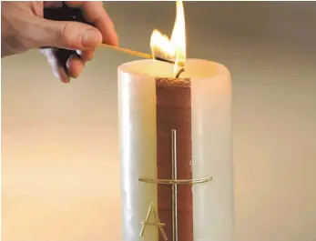  ?? FOTO: JENS SCHULZE/EPD ?? Ostern in der Kirche feiern, das ist für viele Menschen eine wichtige Tradition.