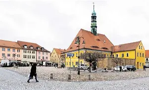  ?? FOTO: STEFFEN UNGER ?? Die Stadträte von CDU und BSW haben sich in Neustadt in Sachsen zusammenge­schlossen. Gemeinsame Nenner hatten sie schon vorher gefunden.