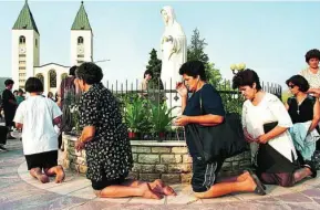  ?? AP ?? Medjugorje es un lugar de peregrinac­ión situado a 120 kilómetros al sur de Sarajevo