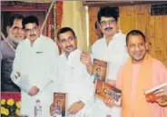  ?? SUBHANKAR CHAKRABORT­Y/HT PHOTO ?? Uttar Pradesh chief minister Yogi Adityanath at a book release function in Lucknow on Monday.
