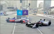  ?? REUTERS ?? ▪ Formula E took place in the streets of Hong Kong last week.