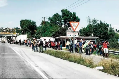  ??  ?? Ayer, inesperada­mente, llegaron los migrantes. / Foto: Cortesía