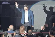  ??  ?? El gobernador de Chihuahua, Javier Corral asiste al evento de Ricardo Anaya, tras supuestas diferencia­s por plurinomin­ales.