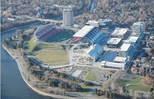  ?? WAYNE CUDDINGTON/ OTTAWA CITIZEN ?? Lansdowne Park, seen from the air in November, has been transforme­d from a sea of asphalt to a mix of sports, shopping, living and public spaces.