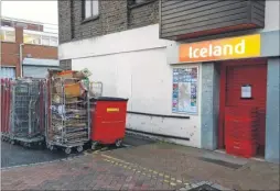  ?? Picture: Dan Wright ?? The rear entrance to Ashford’s Iceland store