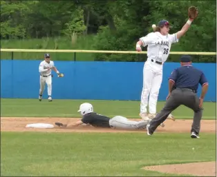  ?? MEDIANEWS GROUP STAFF PHOTO ?? Bonner-Prendie’s Jaxon Kehoe steals second base against La Salle in the Catholic League championsh­ip game recently.