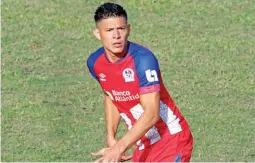  ?? ?? AUSENCIA. Jonathan Paz fue el caudillo de la zona baja del Olimpia en todo lo que jugó del torneo Apertura.