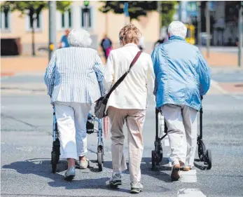  ?? FOTO: DPA ?? Gute Einigung oder Verrat an der jüngeren Generation? Die Reaktionen auf den Regierungs­entwurf zur Grundrente gehen weit auseinande­r.