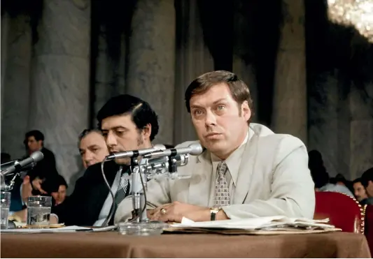  ?? GETTY IMAGES ?? Al Baldwin testifying to the Senate Watergate committee in 1973. He was watching from a hotel room as the burglars broke in.