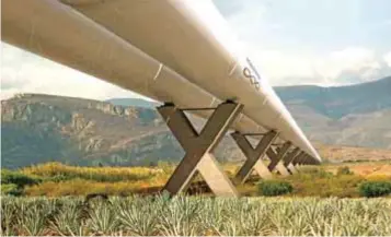  ?? CORTESÍA FR-EE ?? Render del conglomera­do Mexloop donde se ve el ducto del hyperloop por un campo agavero de México.