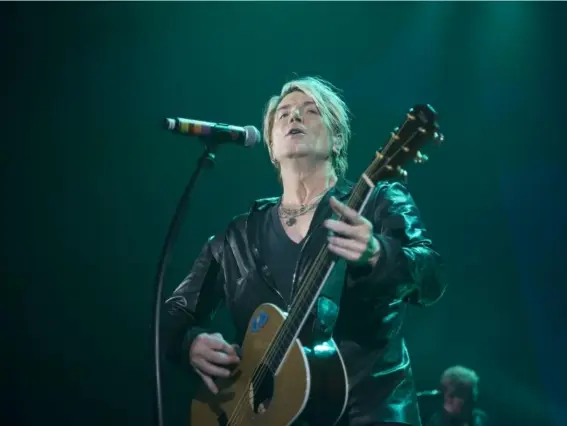  ??  ?? Frontman John Rzeznik and co delivered a feast of hits (Kalpesh Patel/RockShot Magazine)