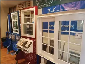  ?? DONNA ROVINS - MEDIANEWS GROUP ?? Windows on display at Elverson Supply Co.