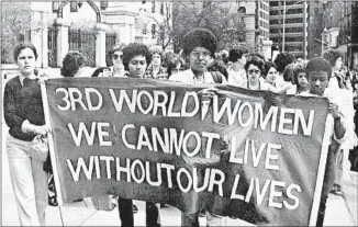  ?? Tia Cross ?? BARBARA SMITH, center, at a 1979 protest in Boston. She believes conservati­ves are “trying to erase the work of a whole generation” on rights for women, people of color and LGBTQ Americans.