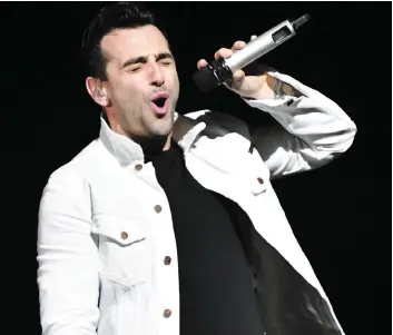  ?? PHOTO MARTIN CHEVALIER ?? Jacob Hoggard de la formation canadienne Hedley chantait à Laval, hier soir.