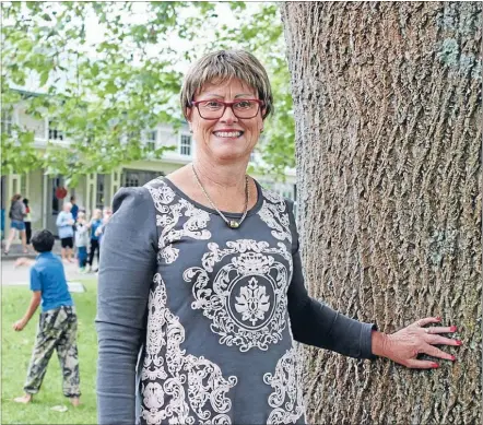  ?? Photo: TERESA HATTAN ?? RETIRING: Teacher Bev King is retiring after 28 years in education, with about 20 of those spent at Matamata Primary