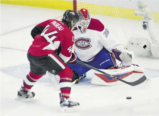  ?? adrianlwy d / the cana dian pressilf es ?? Senators centre Jean- Gabriel Pageau and Canadiens goalie Mike Condon. Montreal is hurting without Carey Price.