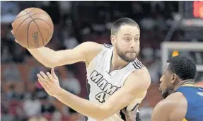  ?? MICHAEL LAUGHLIN/STAFF FILE PHOTO ?? The Miami Heat traded forward Josh McRoberts to the Dallas Mavericks, along with a second round pick, for second-year center A.J. Hammons.