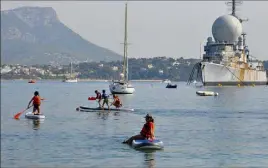  ?? (Photo Ly. F.) ?? Les portes ouvertes du centre nautique ont fait le plein, samedi.