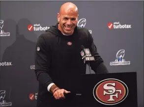  ?? Cody Glenn / San Francisco Chronicle ?? The Jets hired 49ers defensive coordinato­r Robert Saleh as their head coach on Thursday night.