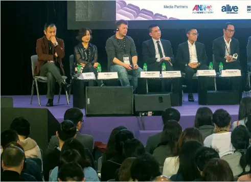  ??  ?? Members of the film industry elite gathered in Hong Kong on Thursday to give an in-depth analysis of the Sino-foreign co-production films scenario during the China Daily