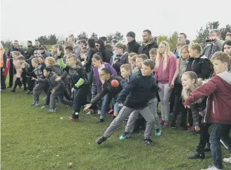  ??  ?? Youngsters taking part in a previous Penshaw Bowl.