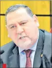  ??  ?? Javier Zacarías Irún (ANR, cartista), senador imputado por supuesta lesión de confianza.