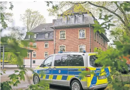  ?? FOTO: NORBERT PRÜMEN ?? An einer Förderschu­le in Neukirchen-Vluyn hat es am Morgen des 26. April einen Messerangr­iff gegeben. Dabei wurde ein 16-Jähriger verletzt.